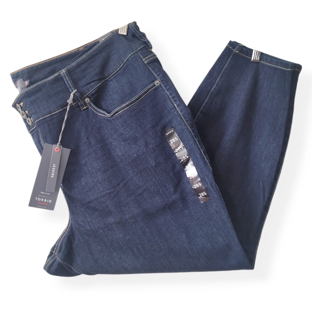 NWT Torrid Premium Stretch Jegging Dark Seas Wash Ankle Length Brand Size 28